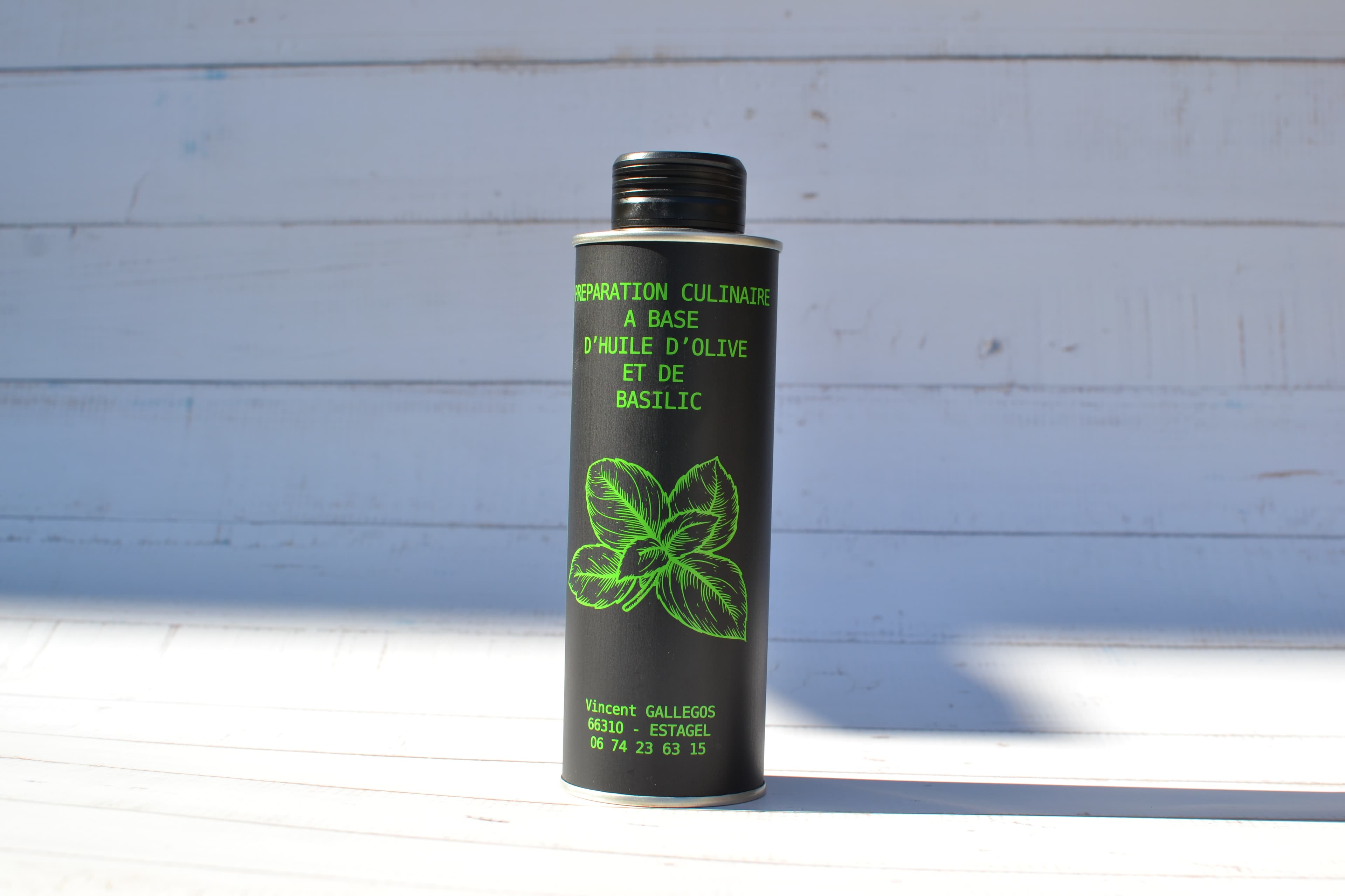 Huile d’olive au basilic